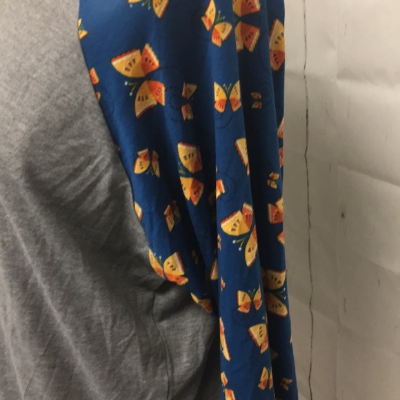Lularoe randy baseball tee - Picture 2 of 4